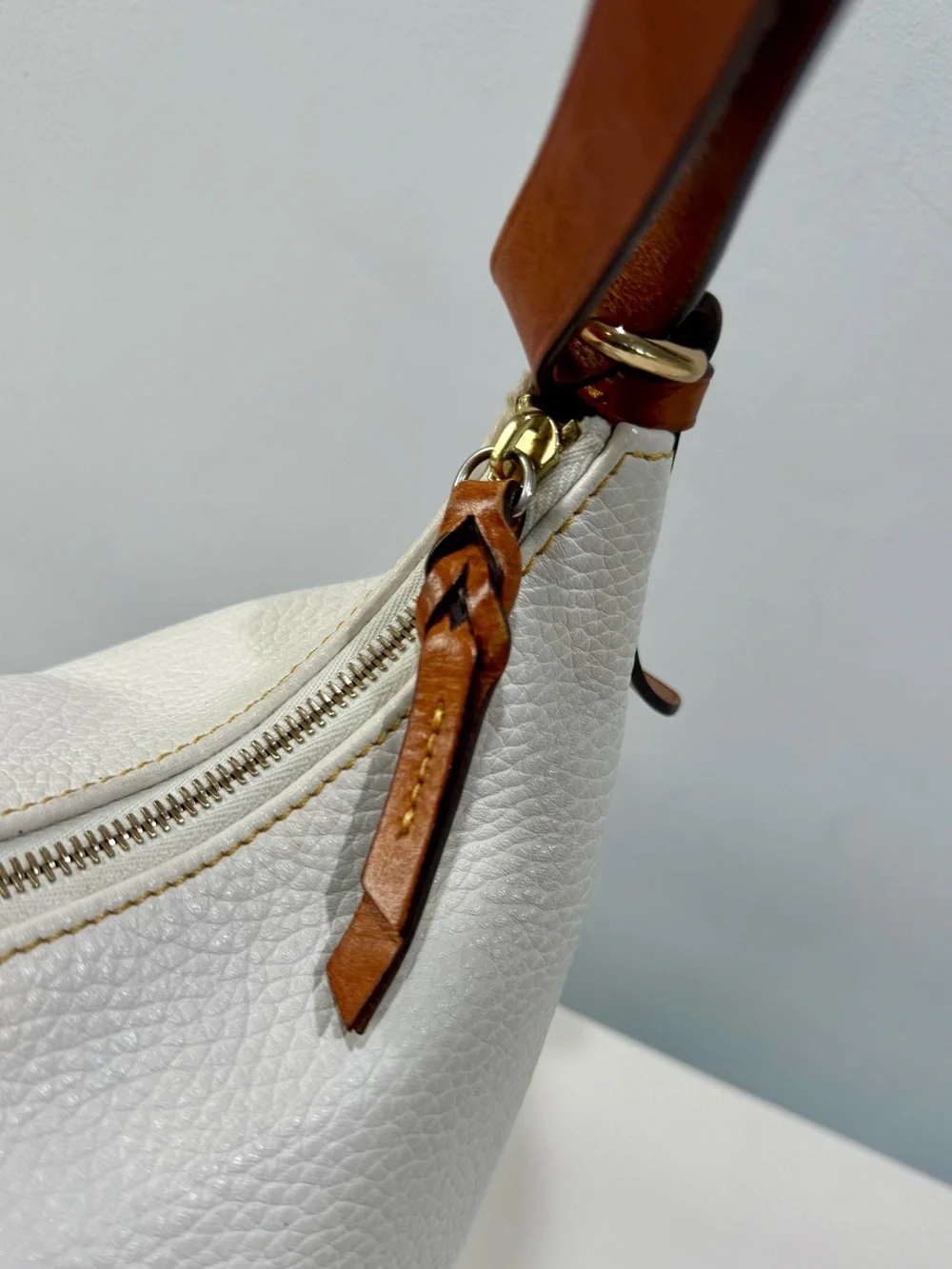 Dooney & Bourke Dillen Pocket Sac Leather Bag